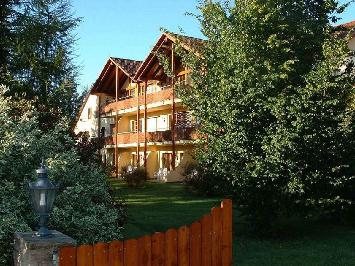 Hotel-Gasthof Zum Sussen Grund Albstadt Exteriér fotografie